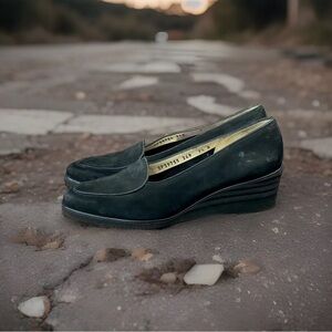 Salvatore Ferragamo Boutique Shoes Women's 7.5 B Suede Pointed Toe Wedge Slip On